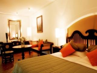 Cinnamon Lodge