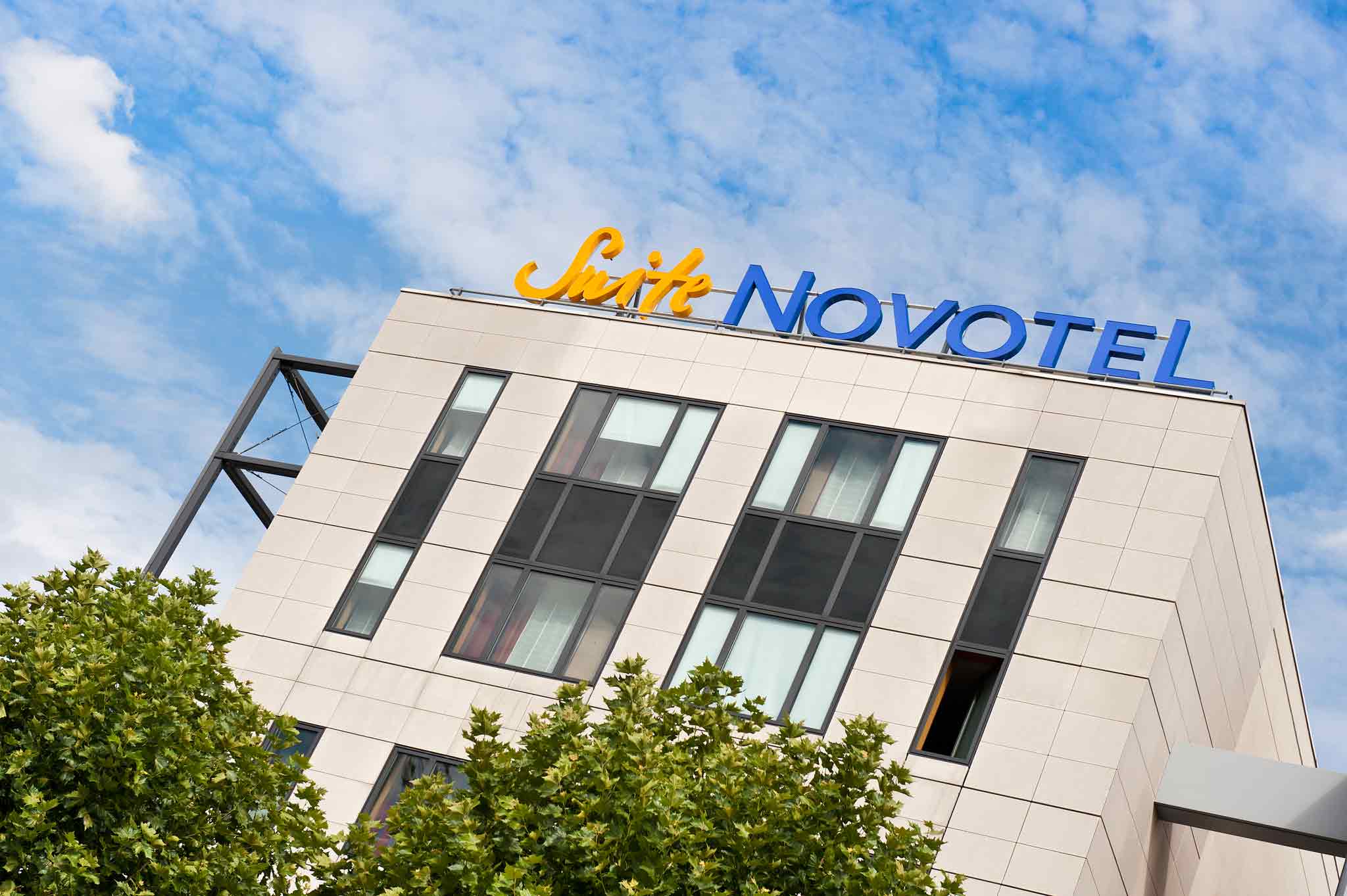 Novotel Suites Geneve Aeroport Hotel