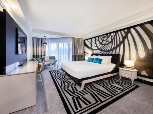 Pullman Cairns International