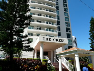Crest Apartments Main Beach