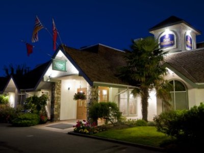Best Western Plus Emerald Isle Motor Inn