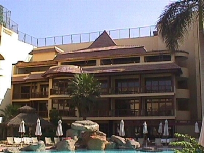 Amarante Pyramids