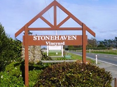 Stonehaven Vineyard Homestay