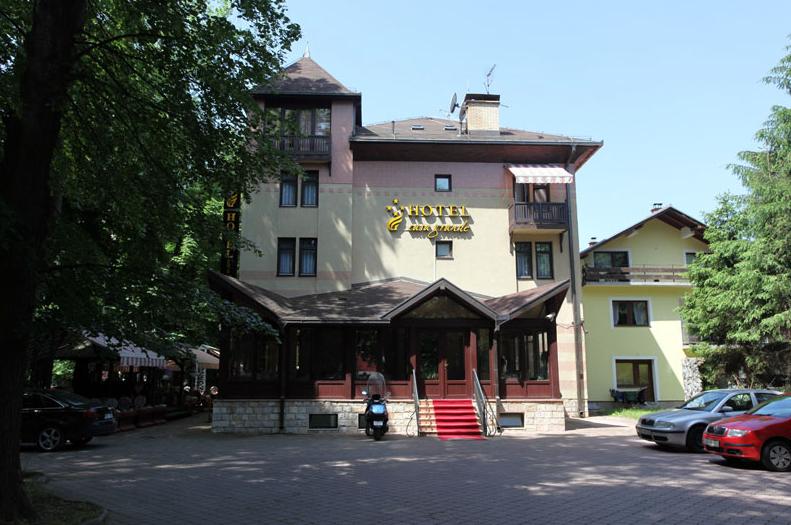 Aleja Hotel