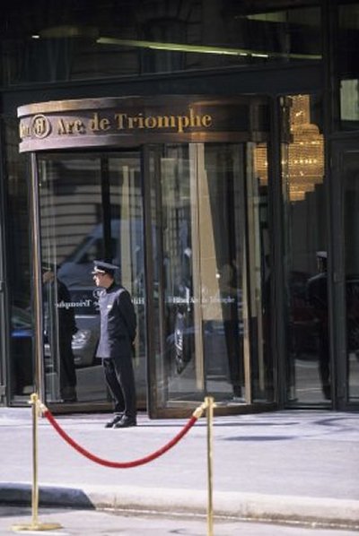 The Hotel du Collectionneur Arc de Triomphe