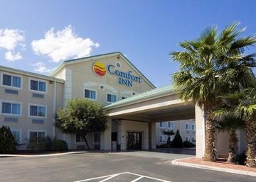 HOLIDAY INN EXPRESS HOTEL & SUITES TUCSON