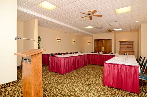 Yellowstone Economy Apartments