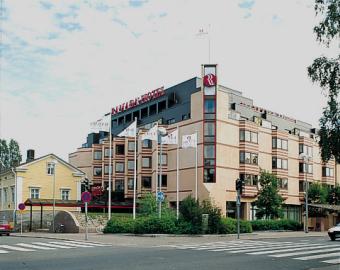 HOLIDAY INN
