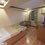 Pinoy Pamilya Hotel