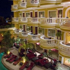 Angeles Beach Club Hotel