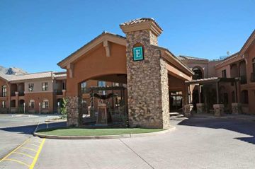Embassy Suites Tucson - Paloma Village