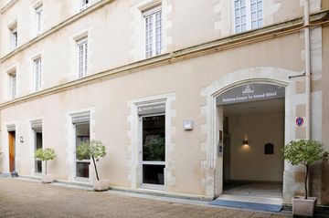 BEST WESTERN POITIERS CENTRE LE GRAND HOTEL