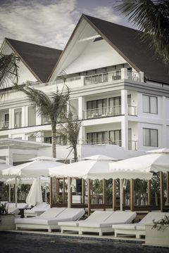 Lv8 Resort Hotel