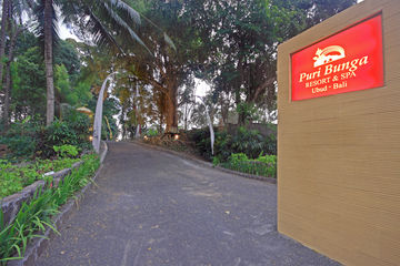 Puri Bunga Hotel