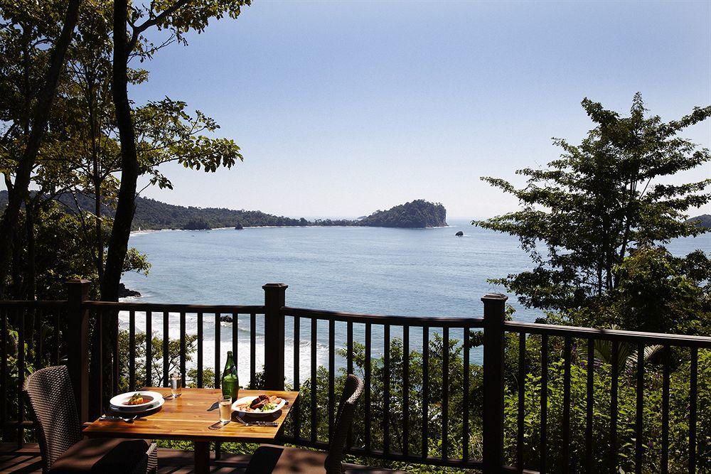 Arenas del Mar Beachfront & Rainforest Resort