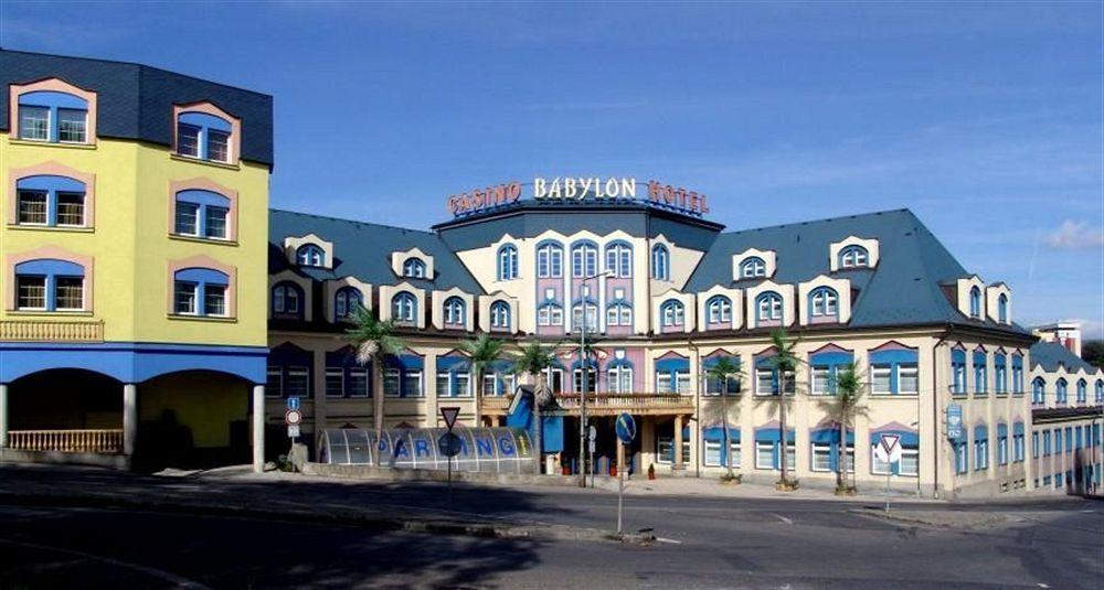 HOTEL BABYLON
