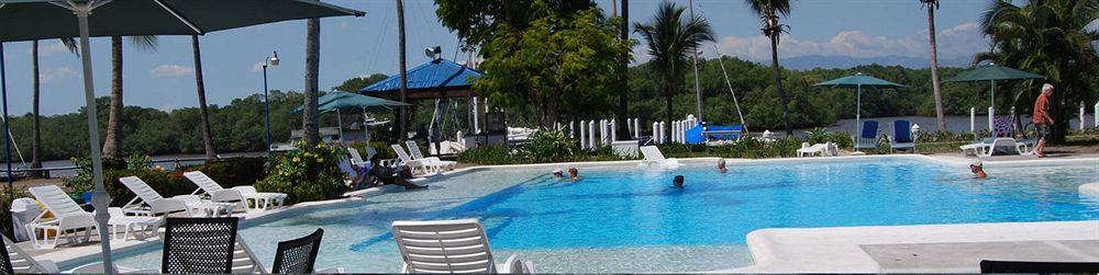 Puerto Azul Hotel & Club Nautico