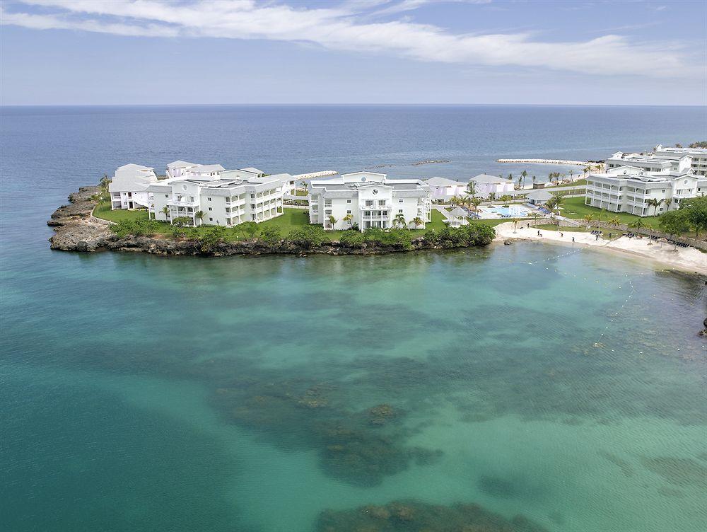 Grand Palladium Lady Hamilton Resort and Spa All Inclusive