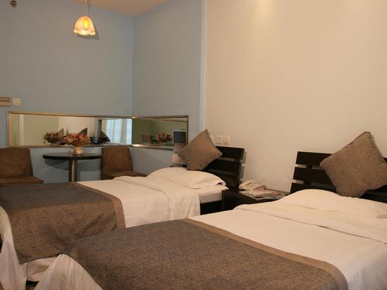 New Space Time Ruili Hotel
