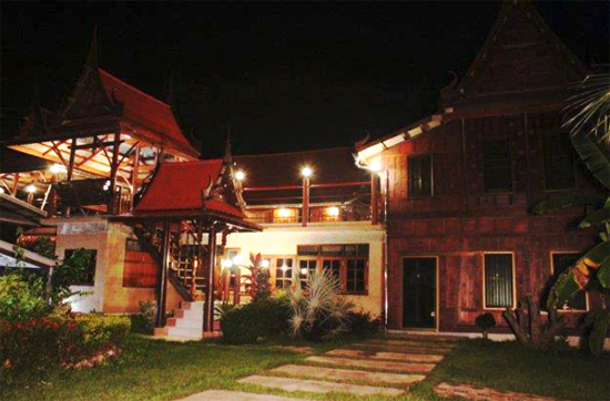 Ruenthai Bangkung Resort