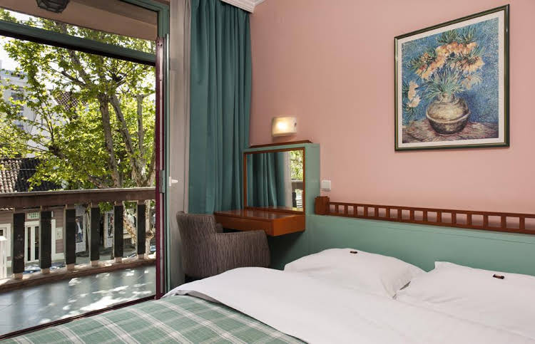 Hotel Eminent