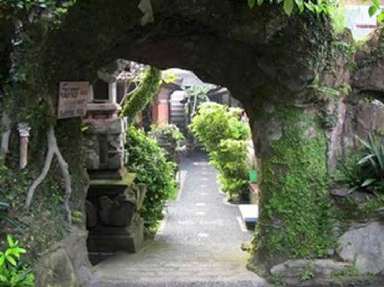Sayong House