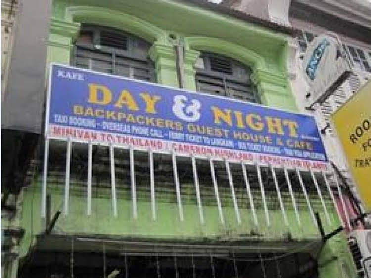 Day & Night Guesthouse
