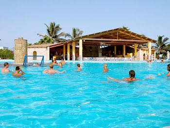 Djadsal Moradias Tropical Resort