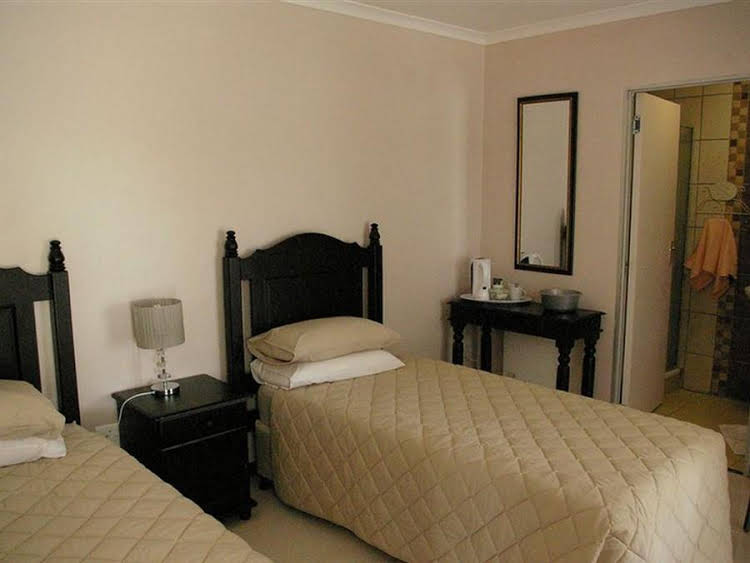 Black Swan Guest House