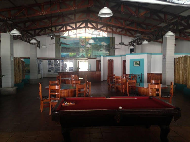 Fish Hook Marina Hotel