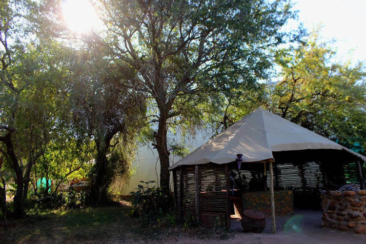 Amanzimlotzi Riverside Bush Camp