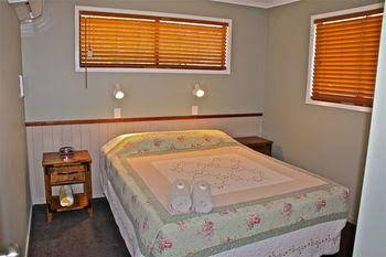 Barcaldine Country Motor Inn