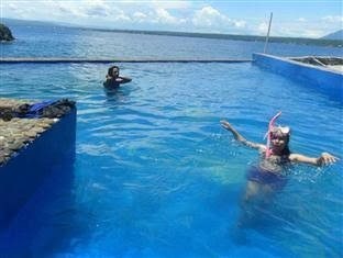 Bauan Divers Sanctuary Resort and Hotel