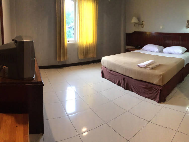 Grand Taufiq Hotel