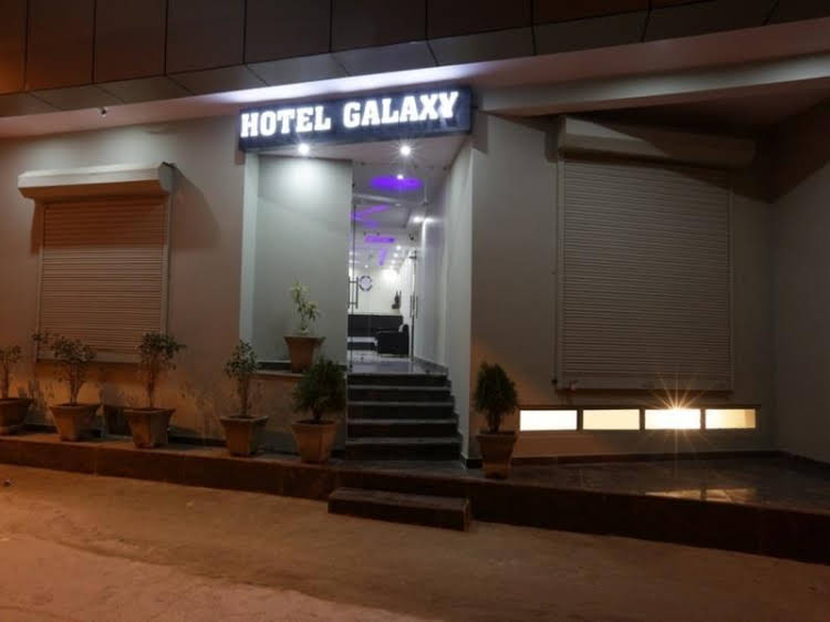 Airport Hotel Galaxy