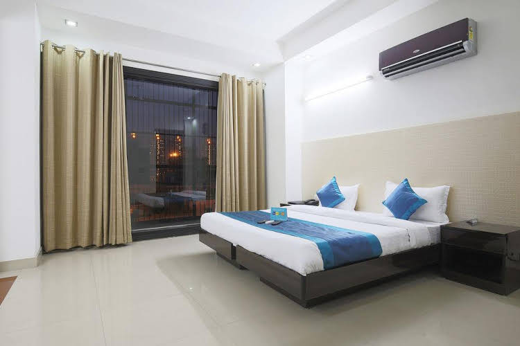 Fab Exotica Noida Expressway