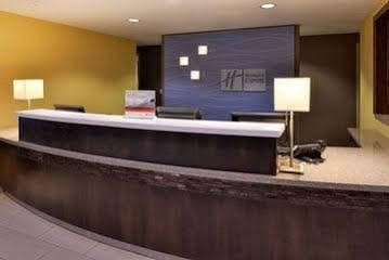 Holiday Inn Express and Suites Page Lake Powell Area