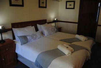 Oakwood Lodge
