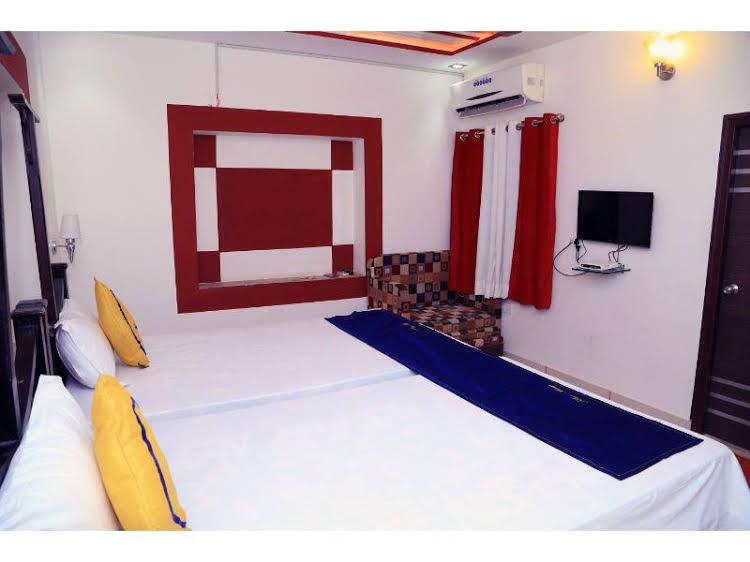 Vista Rooms at Shakti Nagar