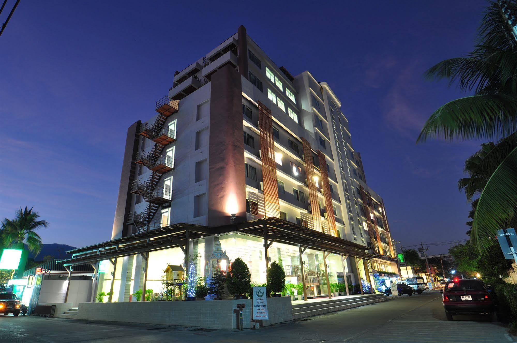 Mayflower Grand Hotel