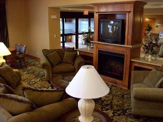 Hampton Inn and Suites Jamestown