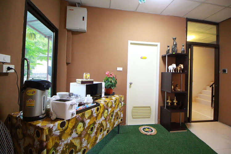 Nakara Boutique