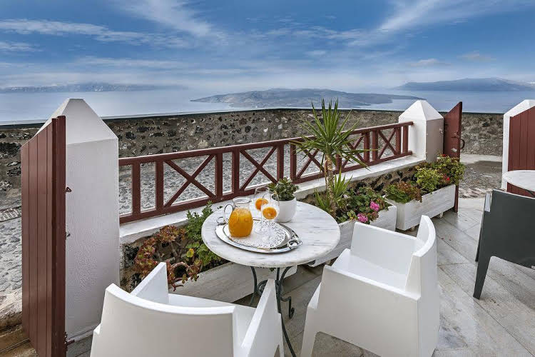 Aigialos Niche Residences and Suites