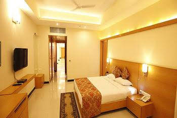 Vista Rooms at Mangal City Mall