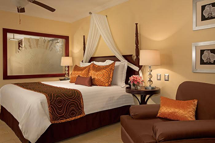Dreams Palm Beach Resort Hotel