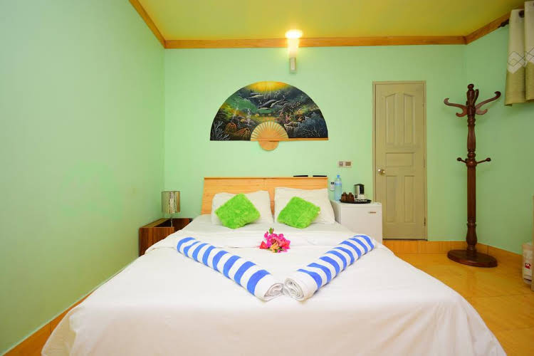 Olhumathi View Inn