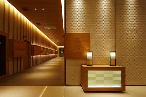 Candeo Hotels Matsuyama Okaido