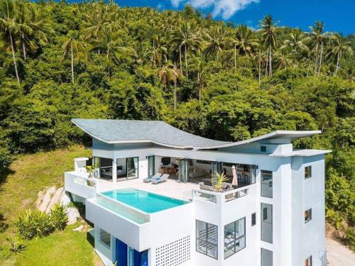 Luxury 4 bedrooms villa with sea view, Koh Samui!