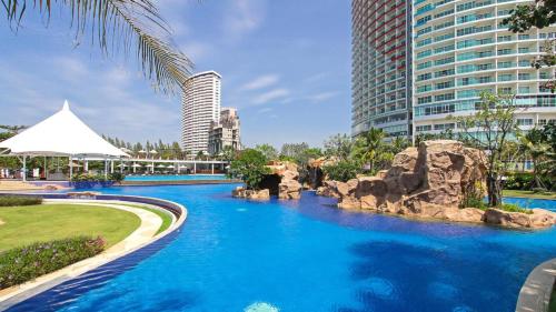 Favstay - White Sand Beach Residence Pattaya