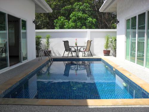 Soi Nam Jai Pool Villa